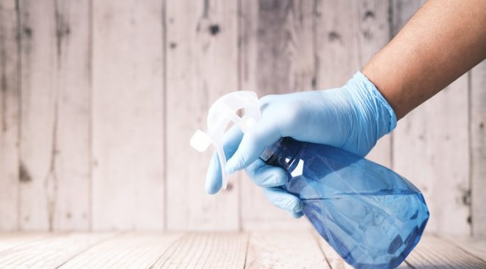 Secretele curățeniei eficiente în birouri aglomerate