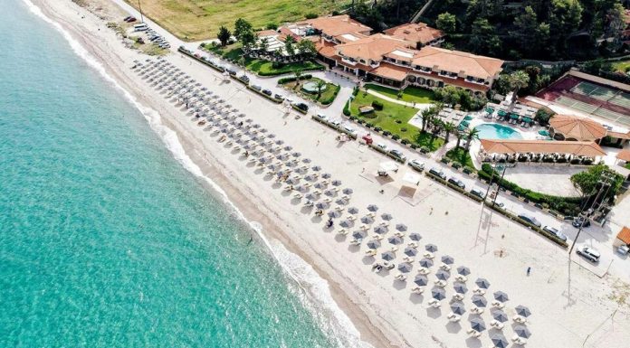 Halkidiki Kassandra: Top 10 Stațiuni de vis pentru o vacanță perfectă