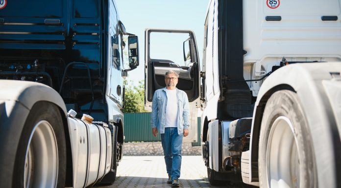 Monitorizare flotă auto: soluții moderne pentru siguranță și eficiență