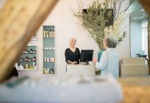 Cartea de vizită a afacerii tale: Cum amenajezi zona de recepție pentru un impact profesionist