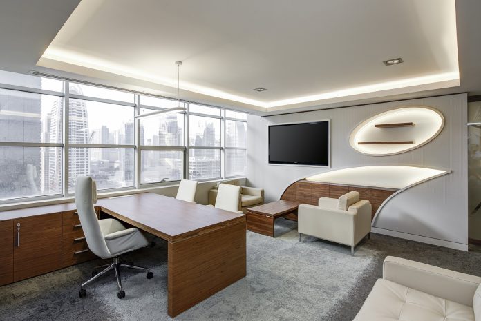 dulapul-care-nu-iti-inghite-camera-cum-alegi-depozitarea-intr-un-apartament-mic.jpg
